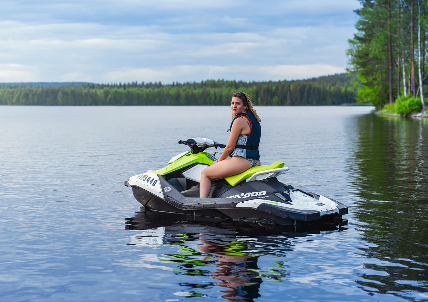 Jet ski