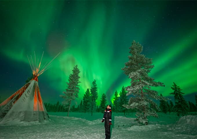 Northern lights and customers